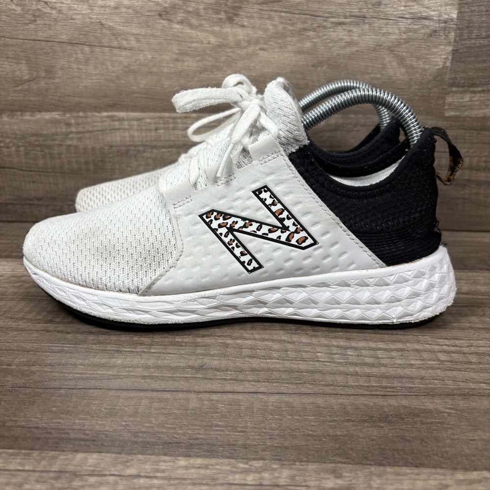 New Balance Fresh Foam Cruz White Black Womens US Size 8.5 EUR 40 Running Shoes - Picture 3 of 9